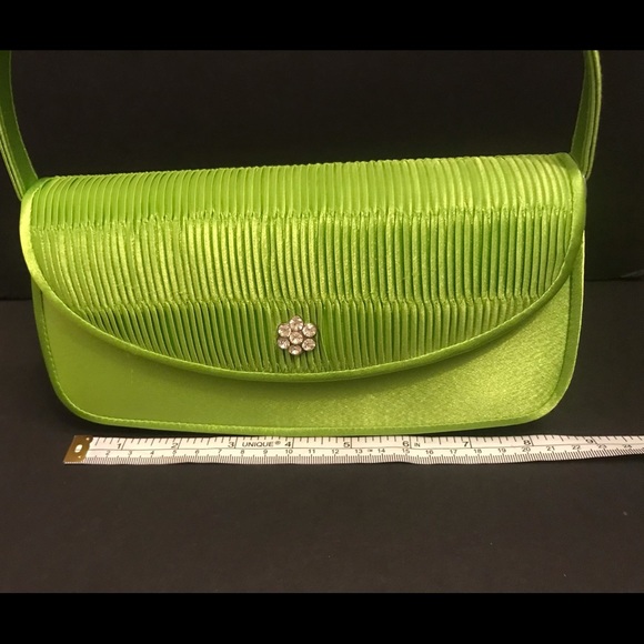 Lime Green Evening Purse - Picture 7 of 9